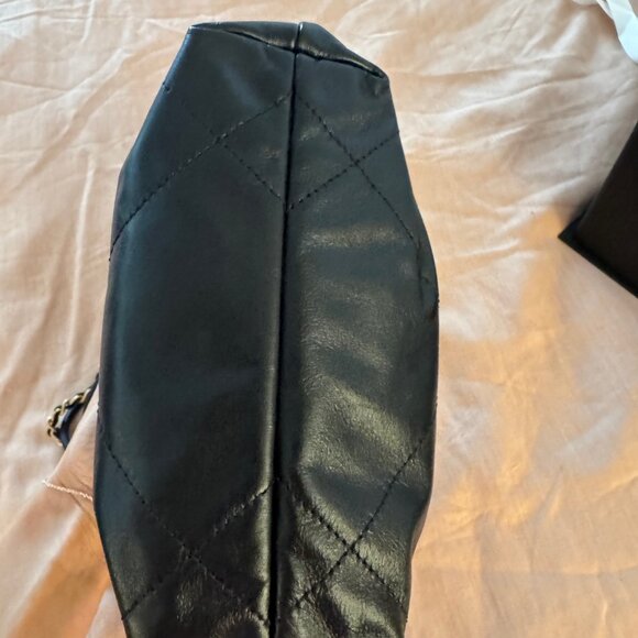 Authentic Chanel 22 Mini BNIB - Picture 2 of 9